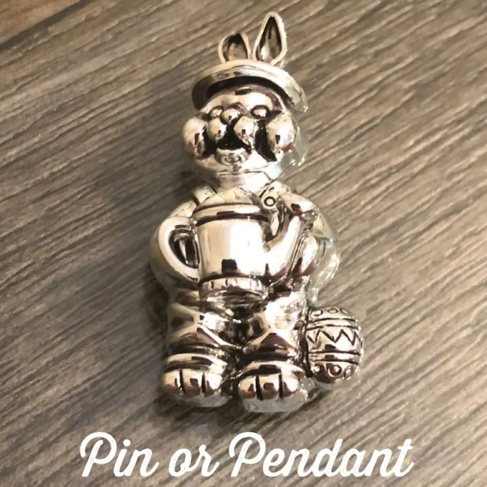 Peter Cottontail Bunny Rabbit Pin / Pendant Silvertone